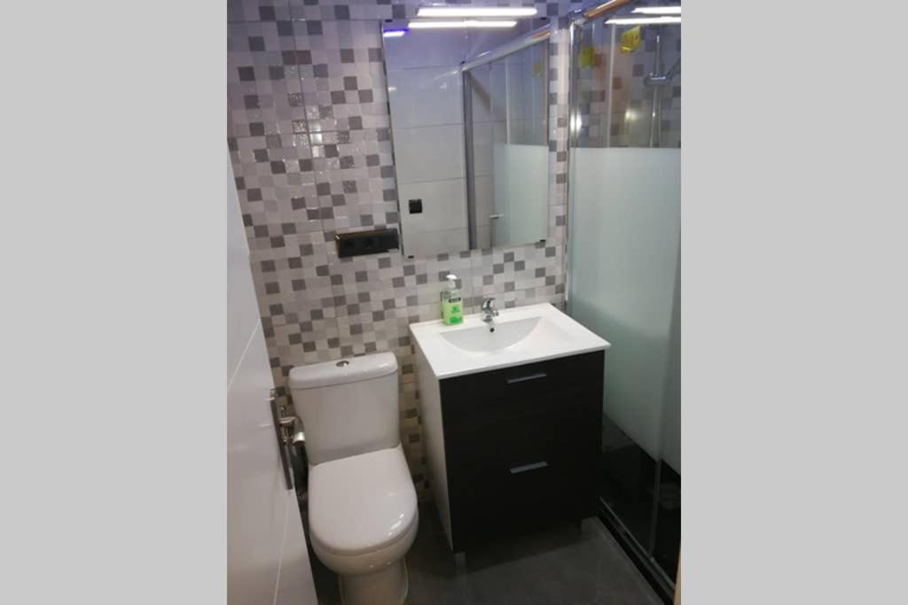 Apartamento Centrico , Wifi + Desayuno Logroño Eksteriør billede